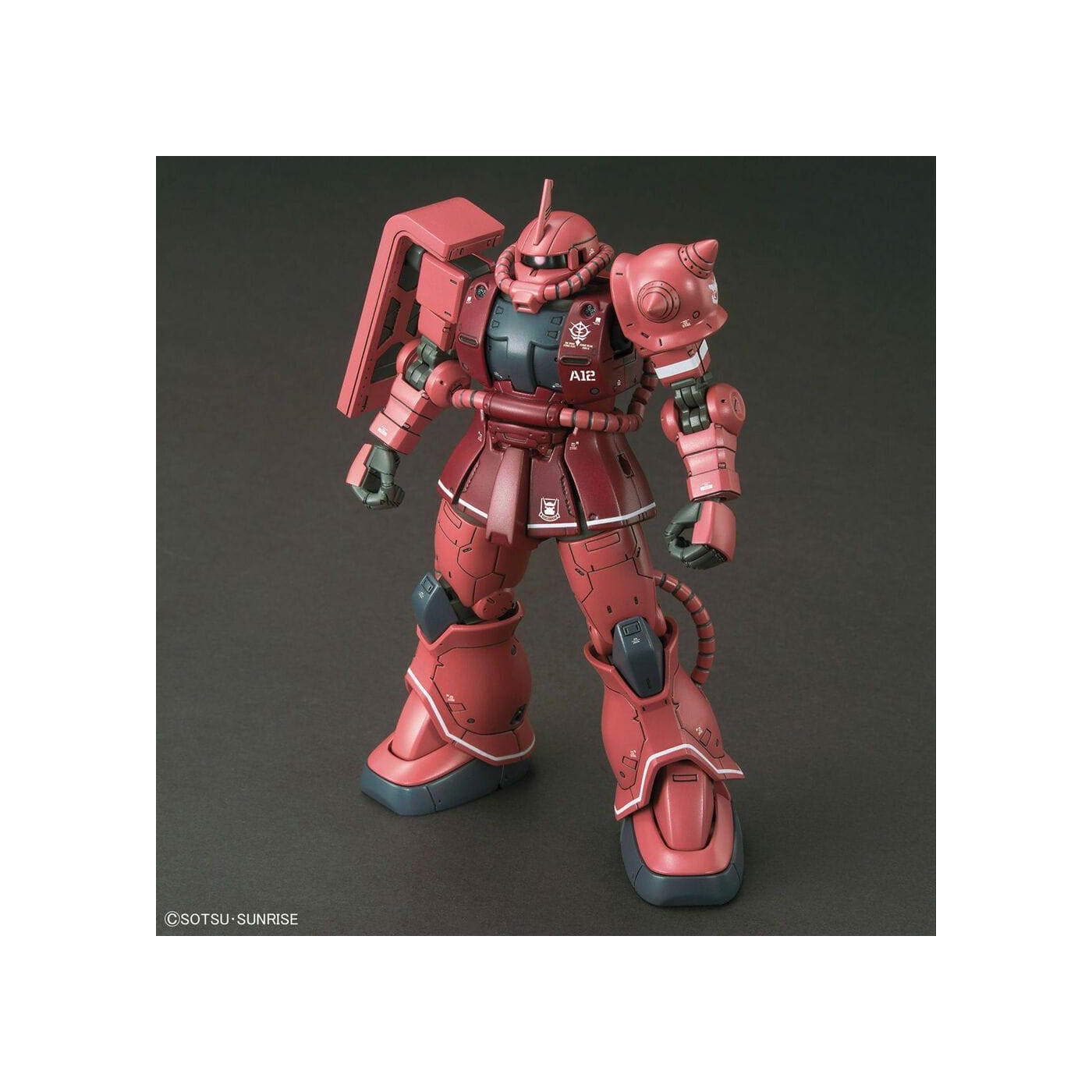 HG 1/144 MS-06s Zaku  II Principality Of Zeon Char Aznable S Mobile Suit Red Comet Ver