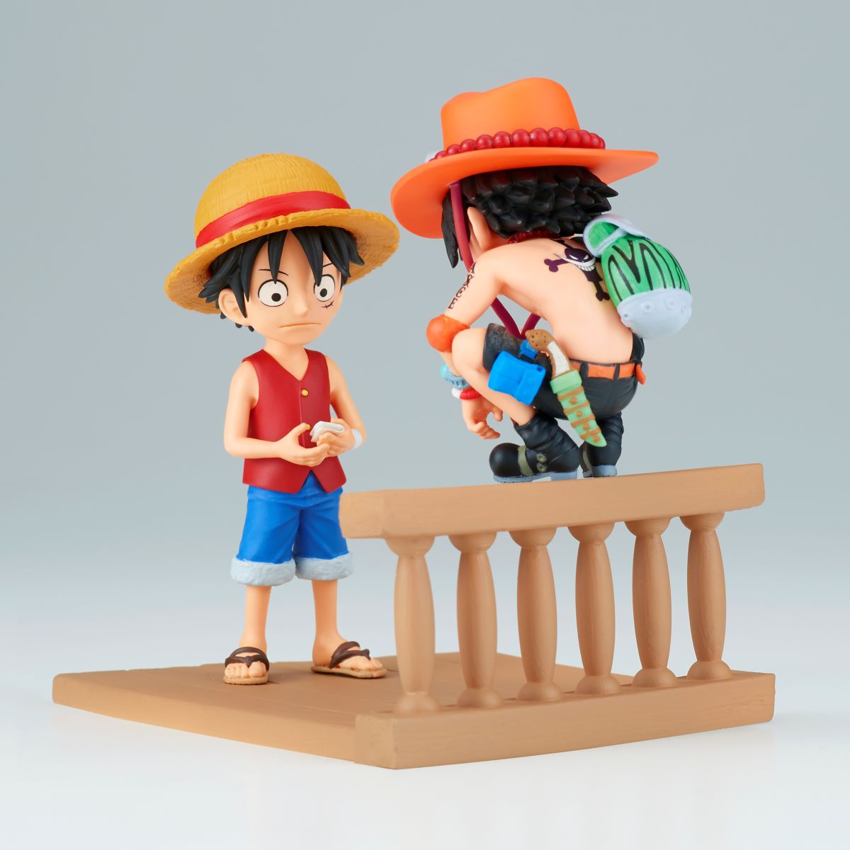 One Piece World Collectable Figure Log Stories-Monkey.D.Luffy & Portgas.D.Ace-