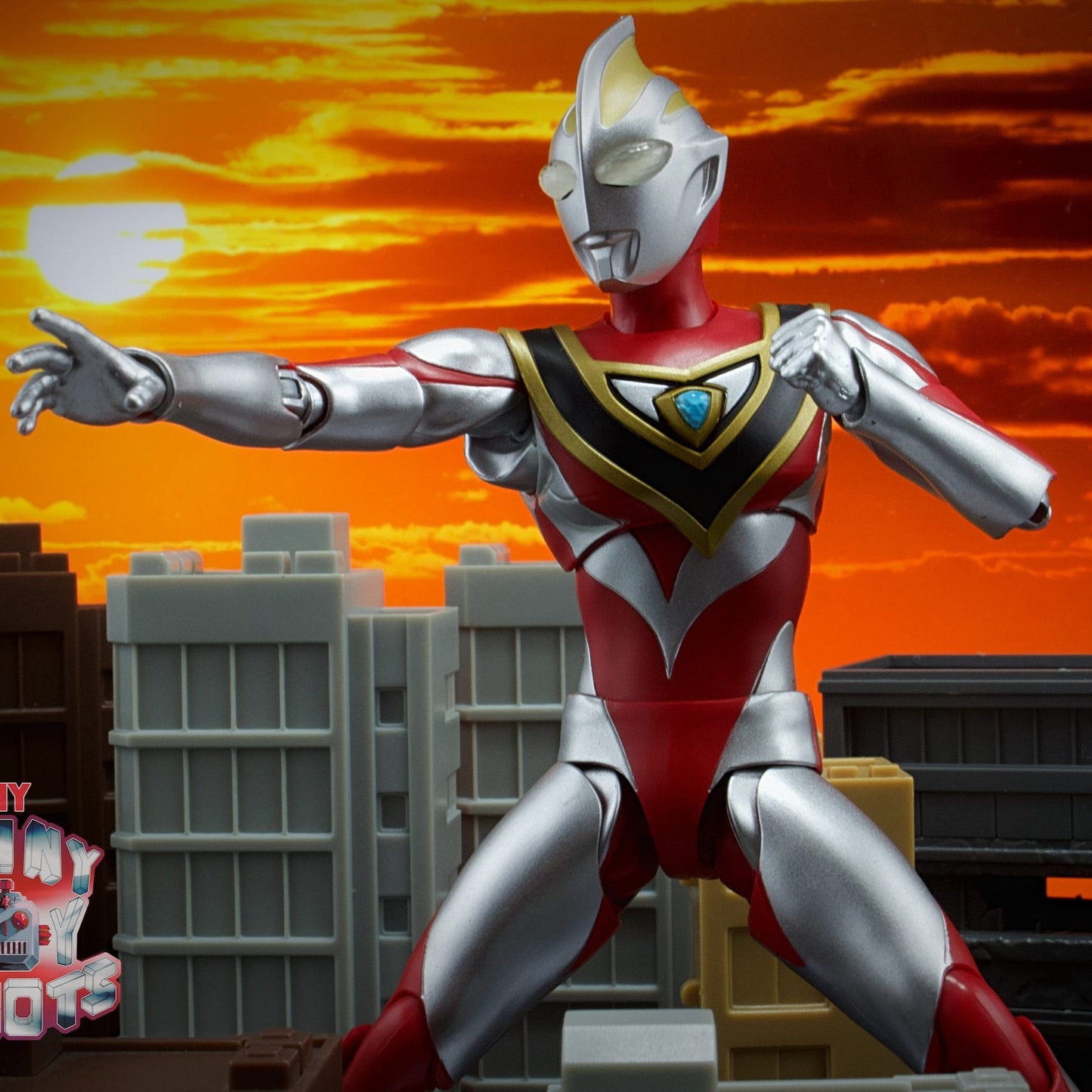 S.H.Figuarts (Shinkocchou Seihou) Ultraman Gaia (V2)